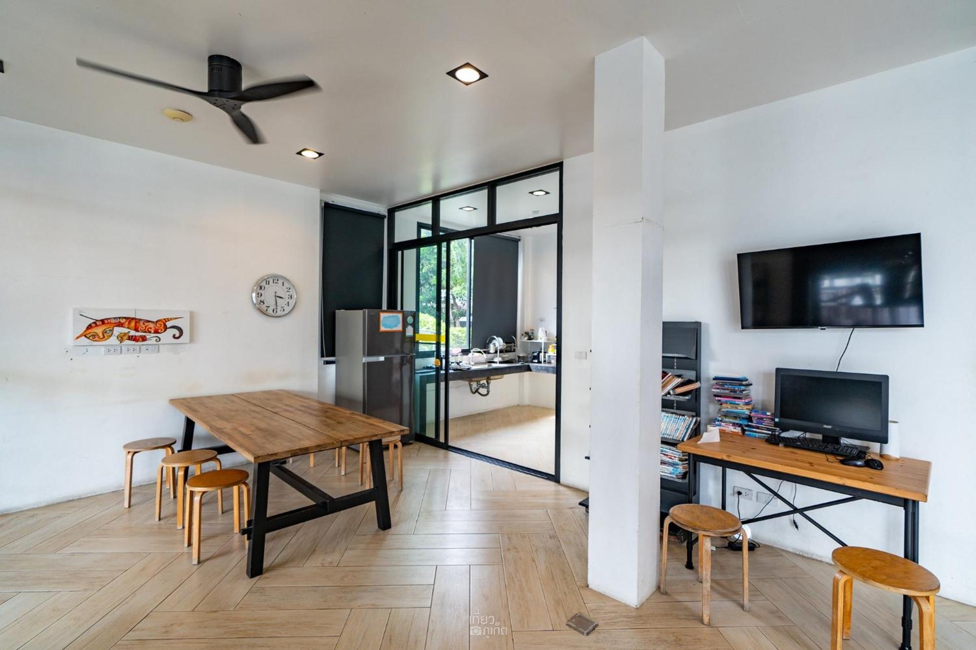 Book A Bed Poshtel - Sha Plus Phuket Exterior foto